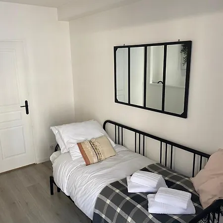 Lägenhet Studio 1/2 Lesage#garedereims Reims