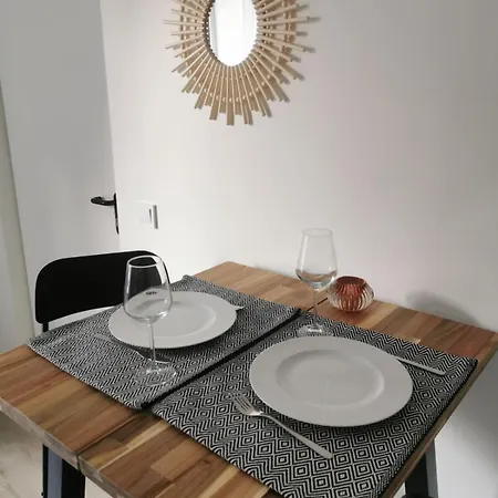 Lejlighed Studio 1/2 Lesage#garedereims